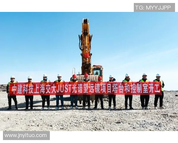 藏族足球新星崛起：带领球队冲刺国内外赛场展现民族力量