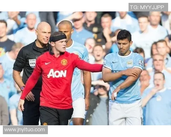 圆脸足球明星盘点 从梅西到卡卡他们的独特魅力